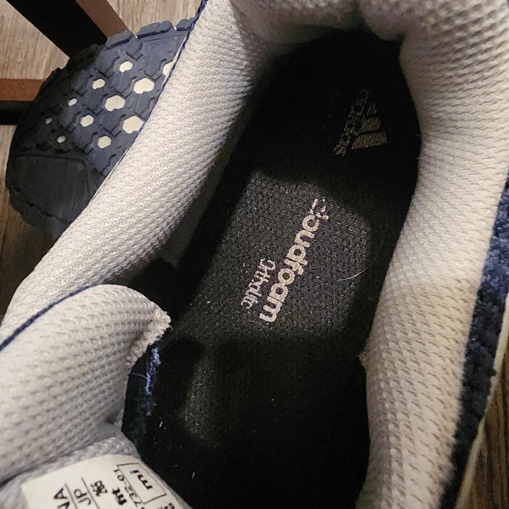 Saucony White and Black Athletic Shoes